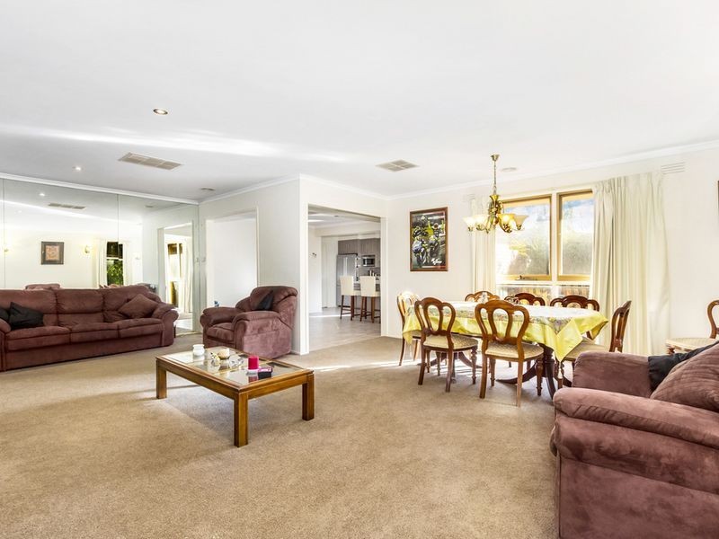 34 Huntingdon Avenue, Bayswater North VIC 3153