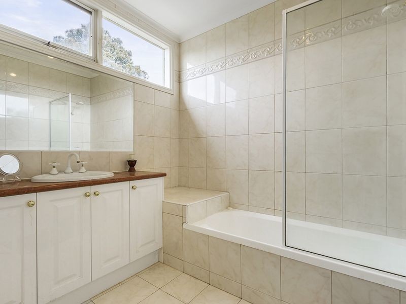 4/50 St Clems Road, Doncaster East VIC 3109