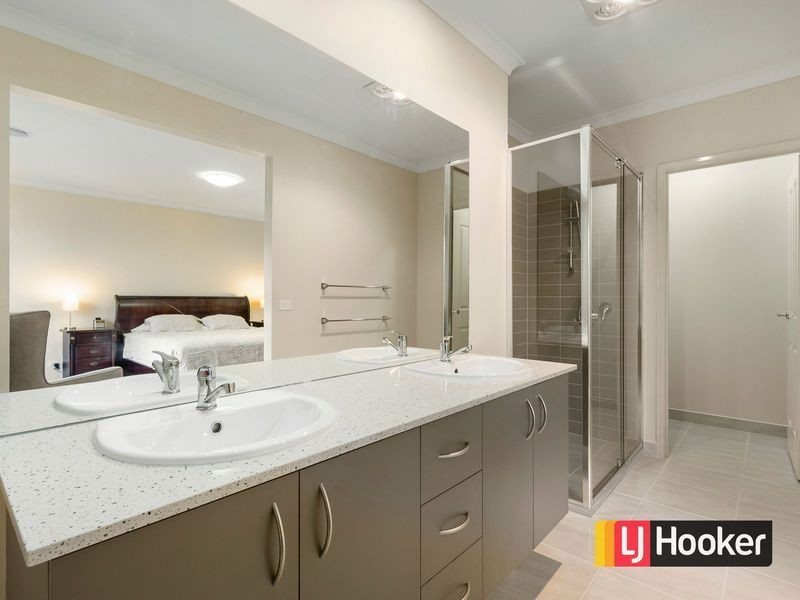 16 Coronation Street, Mount Waverley VIC 3149