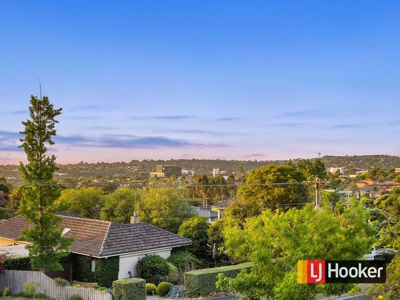 16 Coronation Street, Mount Waverley VIC 3149