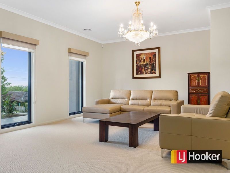 16 Coronation Street, Mount Waverley VIC 3149