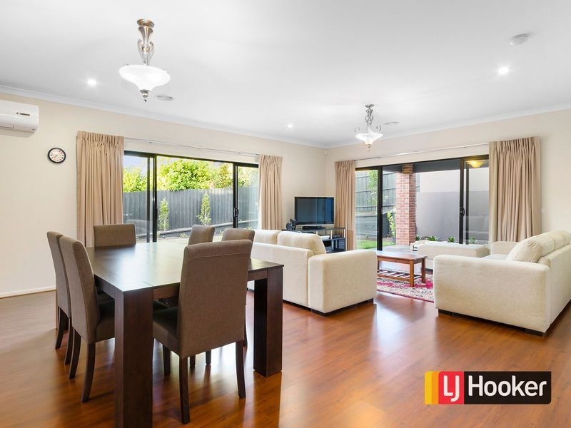 16 Coronation Street, Mount Waverley VIC 3149