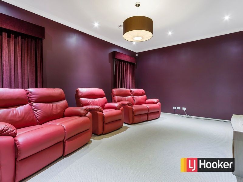 16 Coronation Street, Mount Waverley VIC 3149