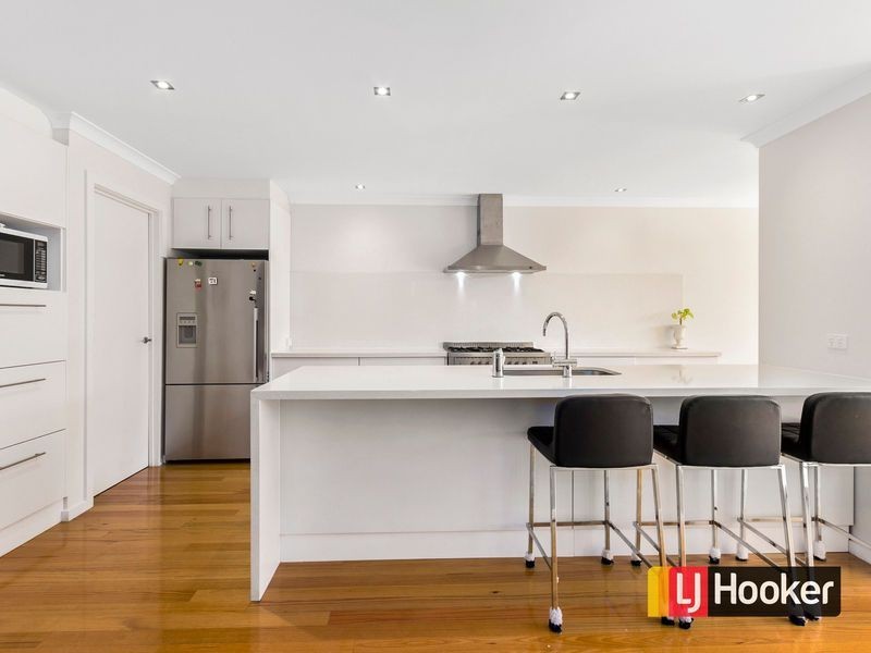 9 Garden Avenue, Mitcham VIC 3132