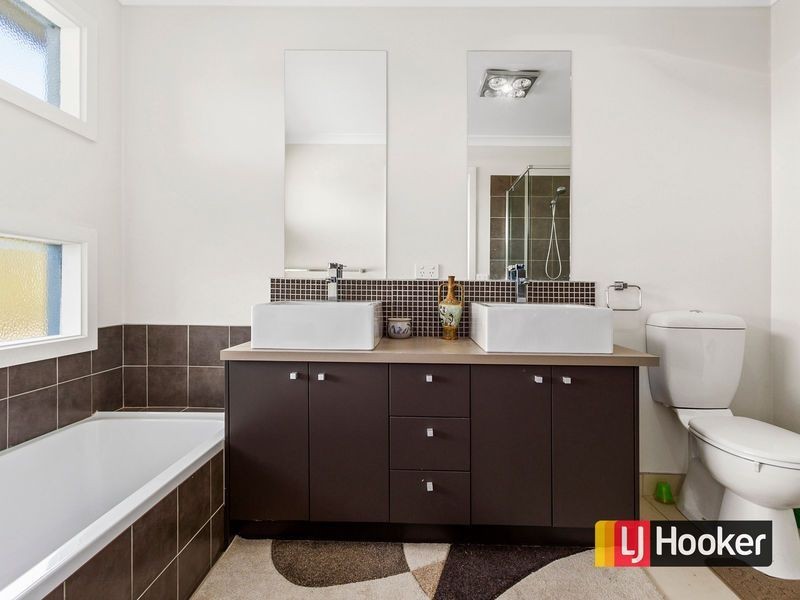 9 Garden Avenue, Mitcham VIC 3132