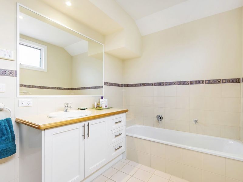 1/23 Laburnum Street, Blackburn VIC 3130