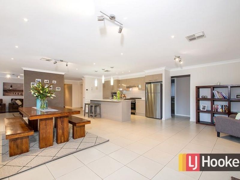 18 Wakely Avenue, The Ponds NSW 2769