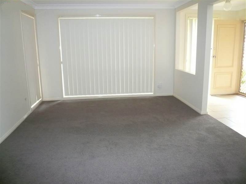 37 Millcroft Way, Beaumont Hills NSW 2155