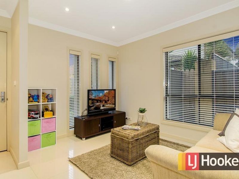 6 Whale Court, Stanhope Gardens NSW 2768