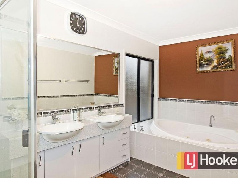 11 Vinegar Hill Road, Kellyville Ridge NSW 2155