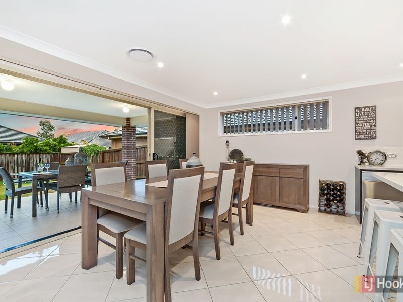 25 Pebble Crescent, The Ponds NSW 2769