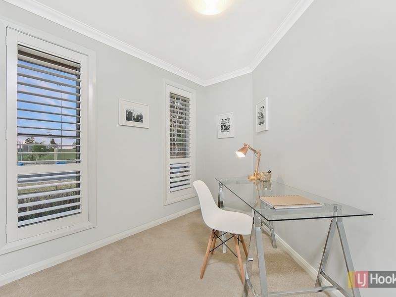 25 Estuary Crescent, The Ponds NSW 2769