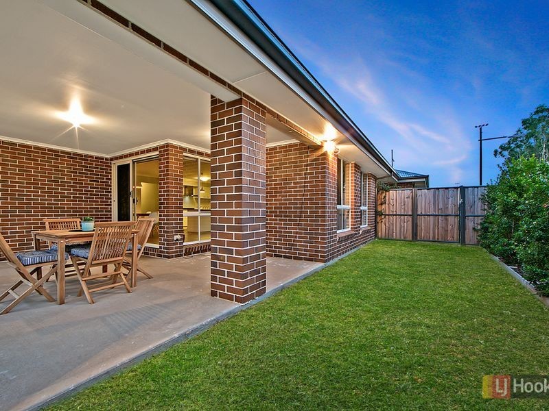 25 Estuary Crescent, The Ponds NSW 2769
