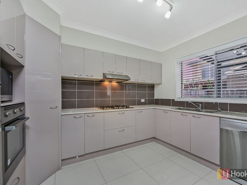 16 Glide Place, Kellyville Ridge NSW 2155