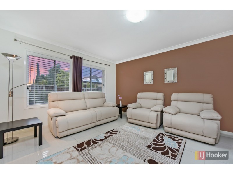 16 Glide Place, Kellyville Ridge NSW 2155