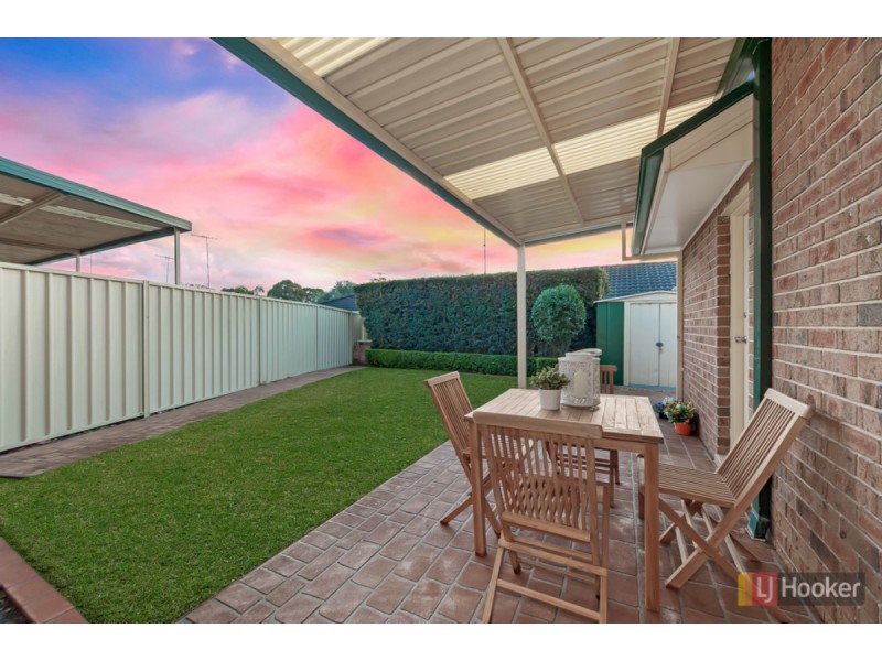 42 Sorrento Drive, Glenwood NSW 2768