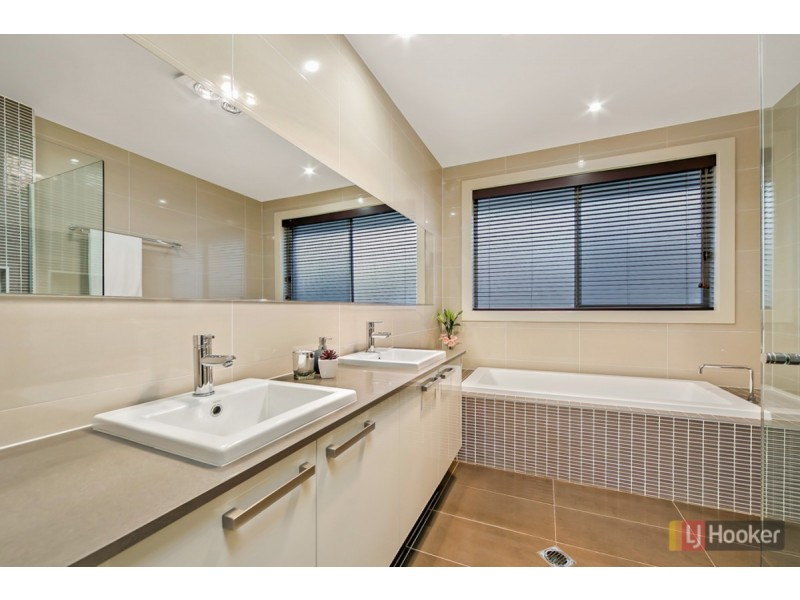 13 Sovereign Avenue, Kellyville Ridge NSW 2155