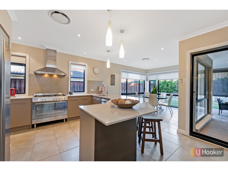 32 Kenford Circuit, Stanhope Gardens NSW 2768