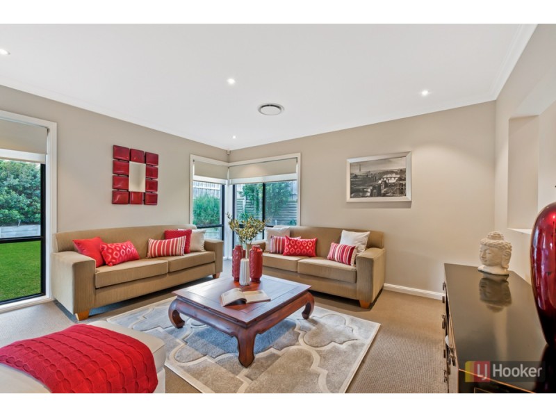 32 Kenford Circuit, Stanhope Gardens NSW 2768