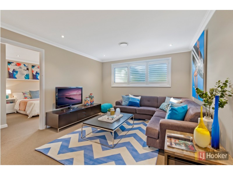 32 Kenford Circuit, Stanhope Gardens NSW 2768