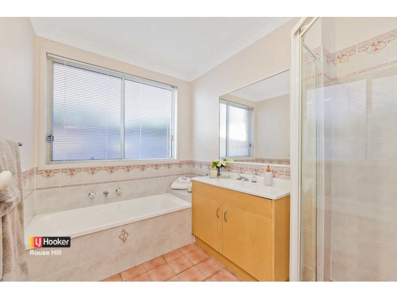 32 Scribblygum Circuit, Rouse Hill NSW 2155