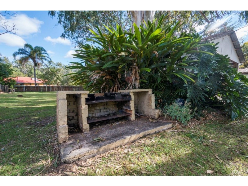 8 Couttaroo Place, Coutts Crossing NSW 2460