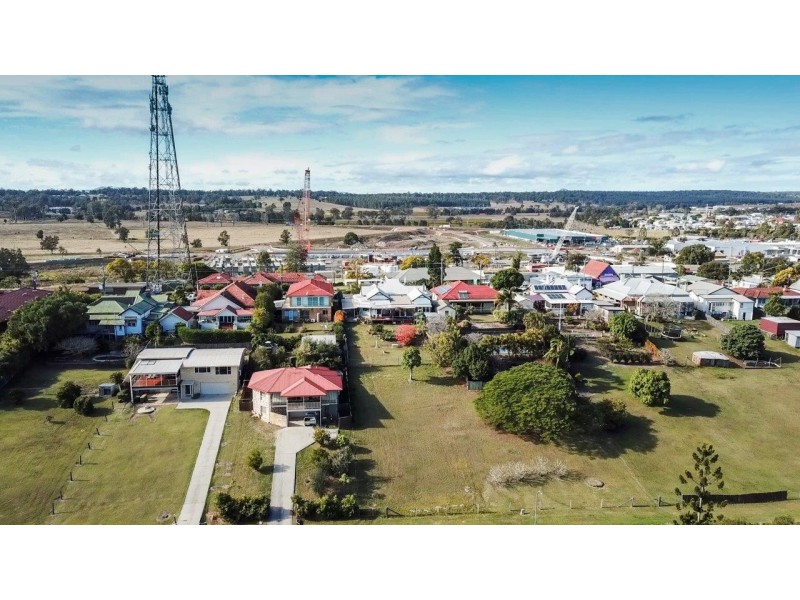 24 Riverside Drive, South Grafton NSW 2460