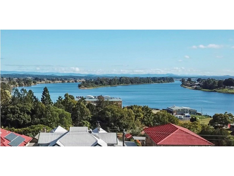 24 Riverside Drive, South Grafton NSW 2460