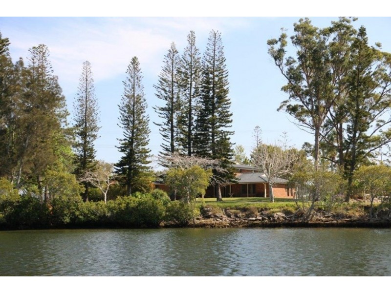 41 River Road East, Harwood NSW 2465