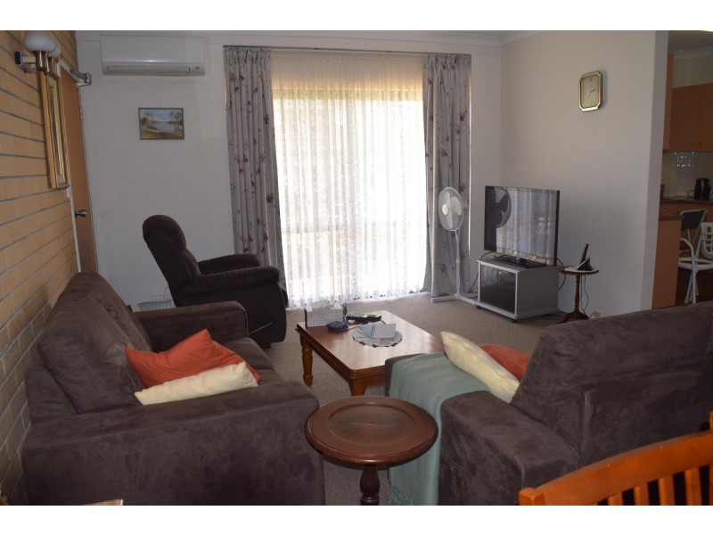 1/2 Blackwood Close, Grafton NSW 2460