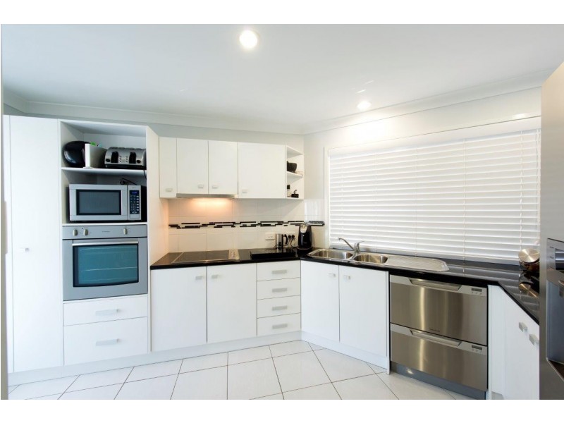 1 Lemon Myrtle Cl, South Grafton NSW 2460