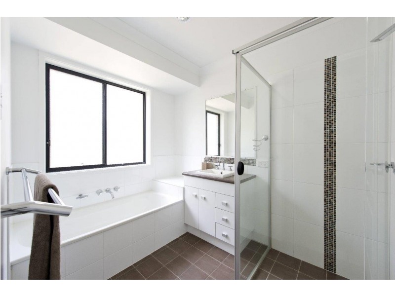 1 Lemon Myrtle Cl, South Grafton NSW 2460