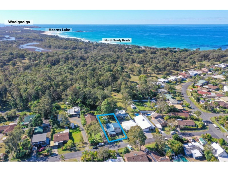 37 Pine Crescent, Sandy Beach NSW 2456