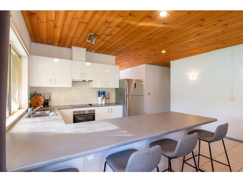 37 Pine Crescent, Sandy Beach NSW 2456