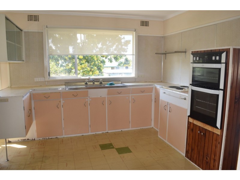 8 Course Street, Grafton NSW 2460