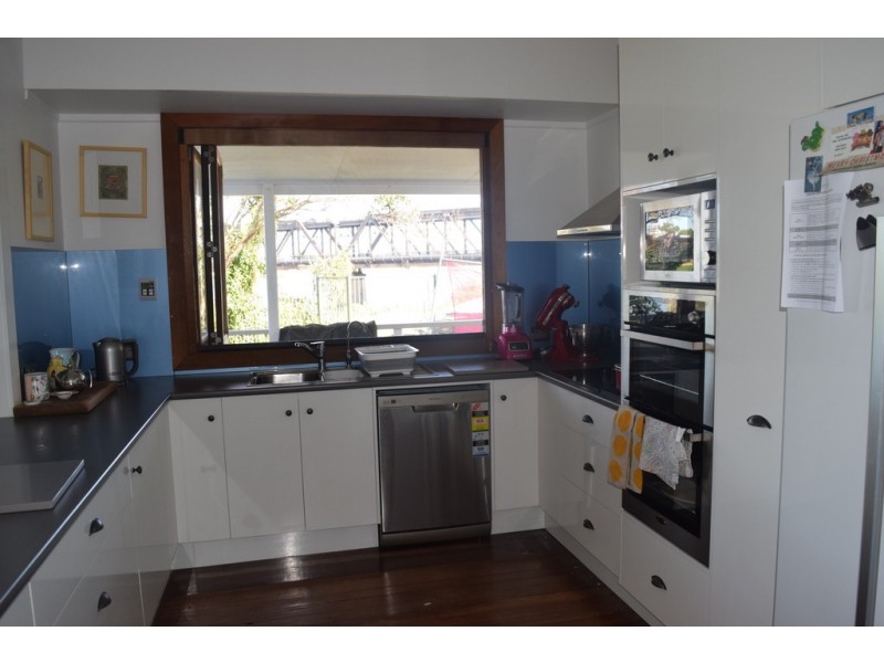 8 Greaves Street, Grafton NSW 2460