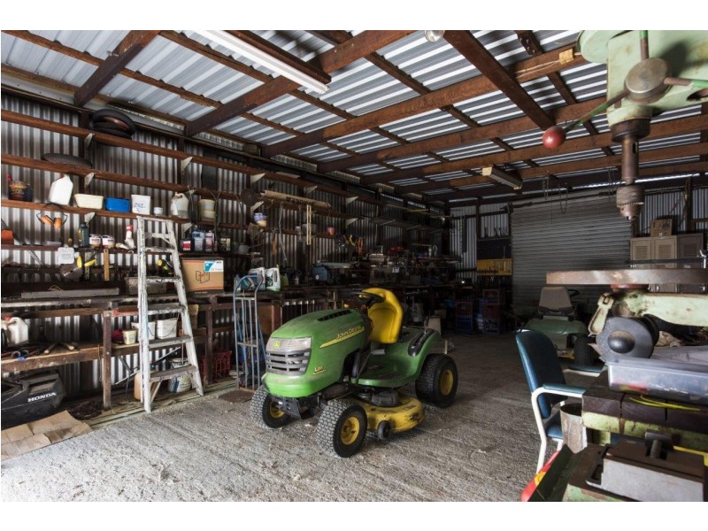 90 Halcyon Drive, Waterview Heights NSW 2460