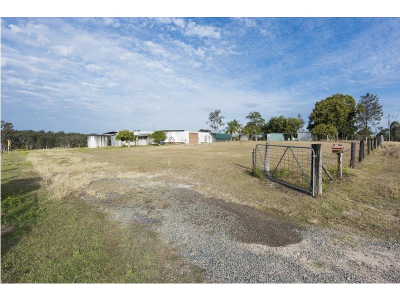 90 Halcyon Drive, Waterview Heights NSW 2460