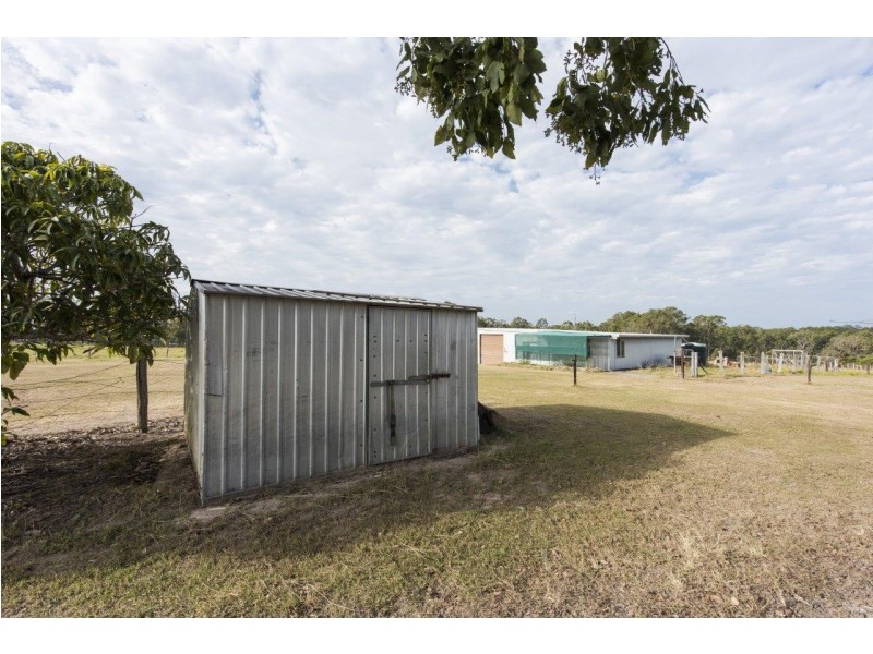 90 Halcyon Drive, Waterview Heights NSW 2460