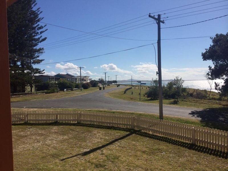 5 Waratah Crescet, Minnie Water NSW 2462