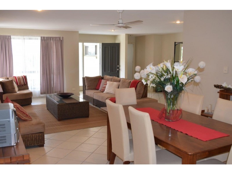 12 North Meadow Drive, Grafton NSW 2460