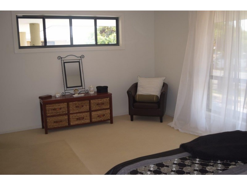 12 North Meadow Drive, Grafton NSW 2460