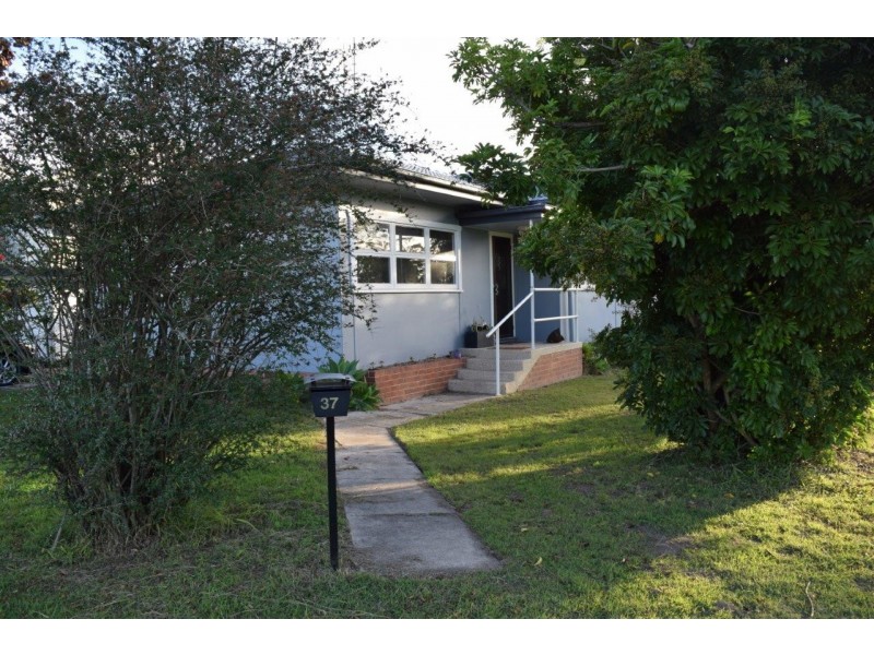 37 Davey Avenue, Grafton NSW 2460