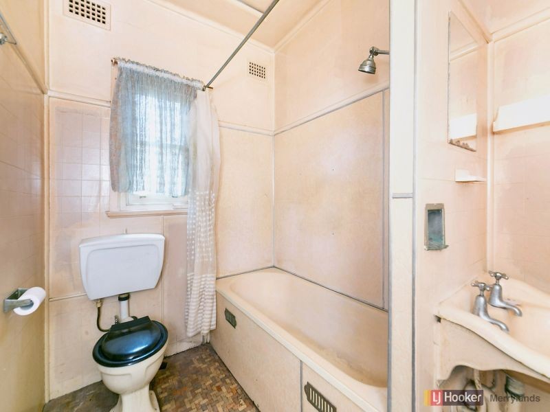 90 Hawksview St, Guildford NSW 2161