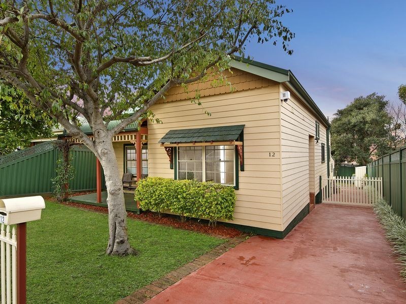 12 Berwick Street, Guildford NSW 2161