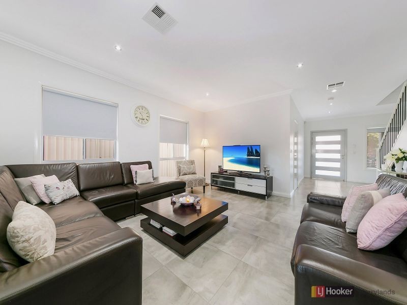 79 Hawksview St, Merrylands NSW 2160