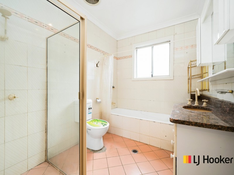 37 Broughton Street, Old Guildford NSW 2161