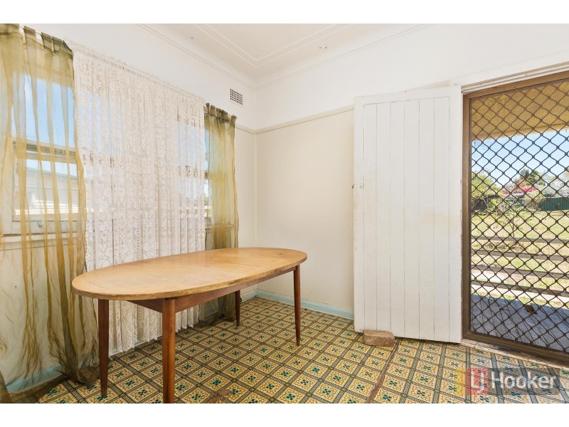 37 Holdsworth Street, Merrylands NSW 2160