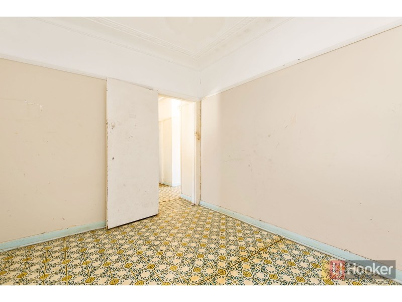 37 Holdsworth Street, Merrylands NSW 2160