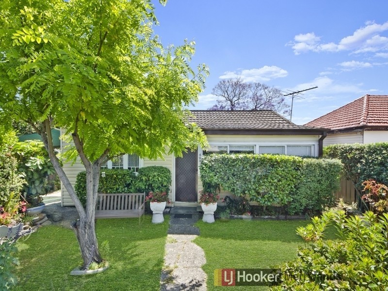 494 Woodville Road, Guildford NSW 2161
